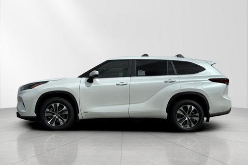 2026 Toyota Highlander Hybrid XLE