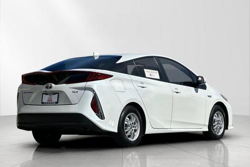 2022 Toyota Prius Prime XLE