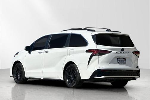 2024 Toyota Sienna XSE 7 Passenger