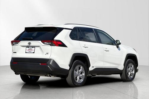 2025 Toyota RAV4 Hybrid LE