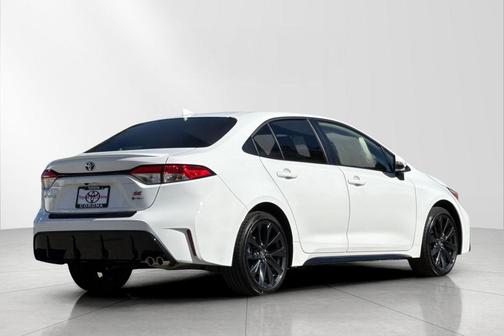 2025 Toyota Corolla Hybrid SE
