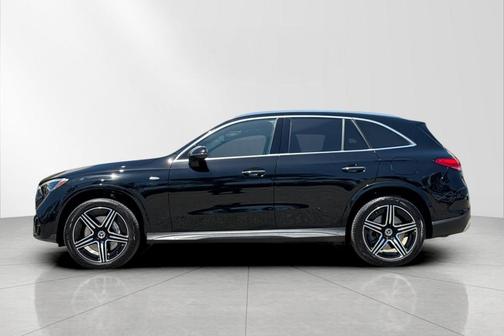 Black 2025 Mercedes-Benz GLC 350e Base