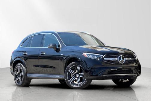 Black 2025 Mercedes-Benz GLC 350e Base