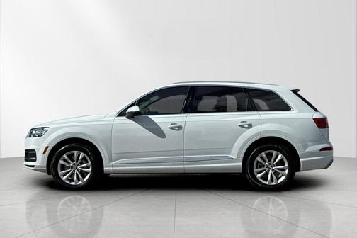 2019 Audi Q7 45 Premium Plus