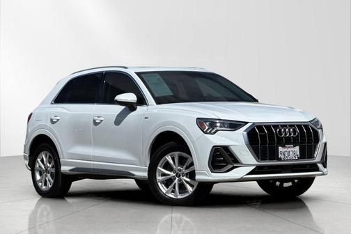 2023 Audi Q3 45 S line Premium Plus