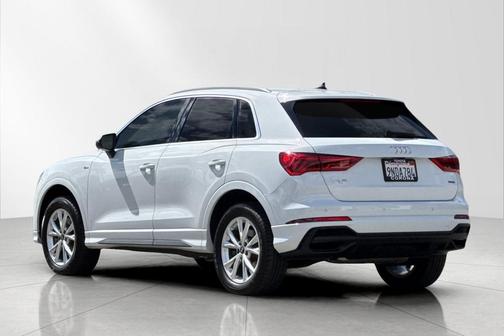 2023 Audi Q3 45 S line Premium Plus