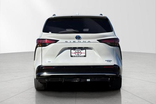 2023 Toyota Sienna Limited