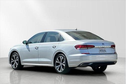 2021 Volkswagen Passat 2.0T SE