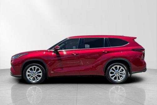 Ruby Flare Pearl 2026 Toyota Highlander Hybrid Limited