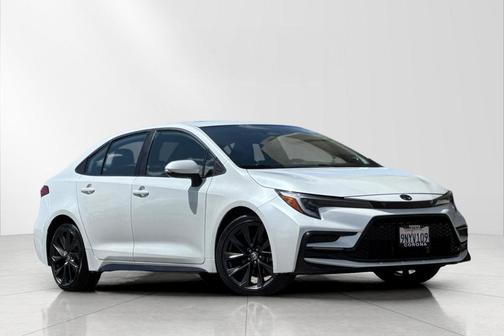 Wind Chill Pearl 2024 Toyota Corolla XSE