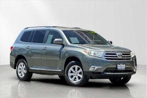 2013 Toyota Highlander SE