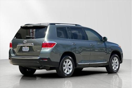 2013 Toyota Highlander SE