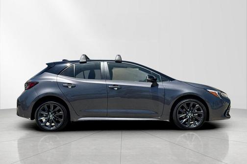 Magnetic Gray Metallic/Midnight Black Metallic 2026 Toyota Corolla XSE