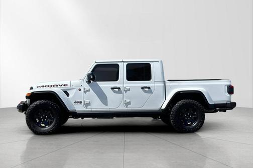 Bright White Clearcoat 2022 Jeep Gladiator Mojave 4x4