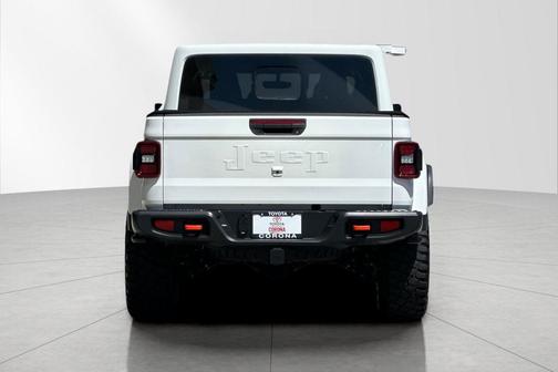 Bright White Clearcoat 2022 Jeep Gladiator Mojave 4x4