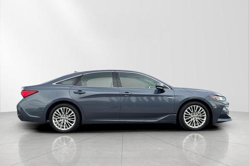 2020 Toyota Avalon Hybrid Limited