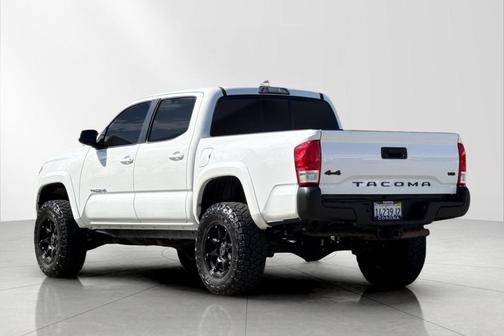 2017 Toyota Tacoma SR5