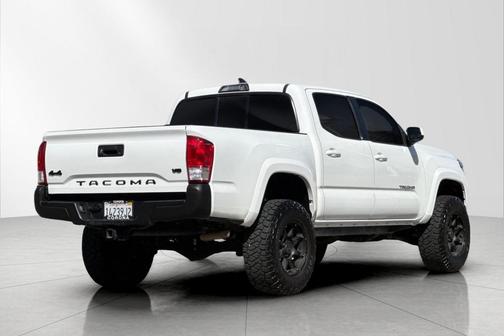 2017 Toyota Tacoma SR5