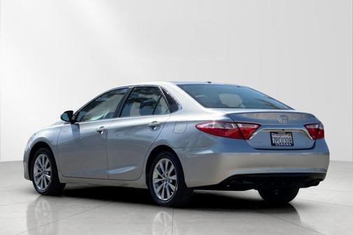 2016 Toyota Camry XLE