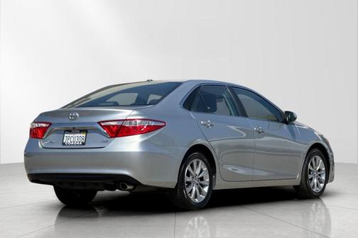 2016 Toyota Camry XLE