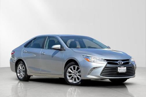 2016 Toyota Camry XLE