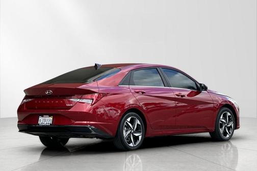 2023 Hyundai ELANTRA HEV Limited