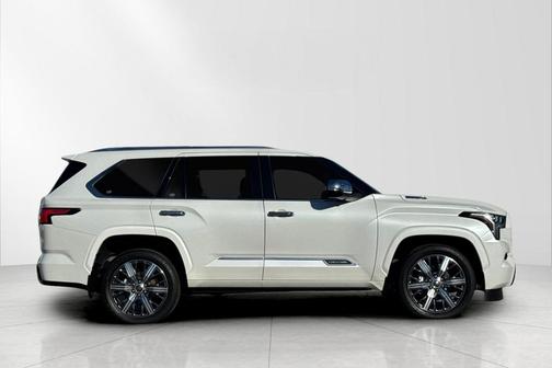 2023 Toyota Sequoia Capstone