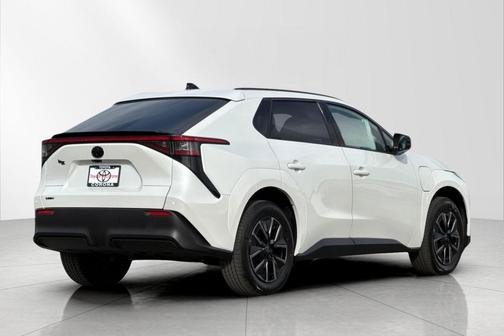 2026 Toyota bZ XLE Plus