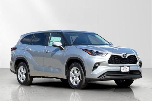 2025 Toyota Highlander LE