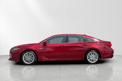2019 Toyota Avalon Hybrid Limited