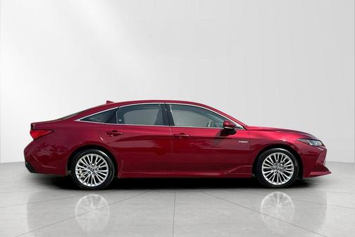 2019 Toyota Avalon Hybrid Limited