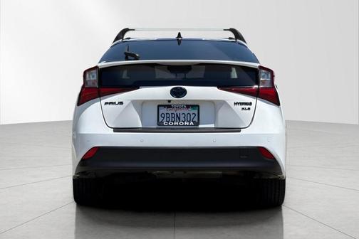 White 2022 Toyota Prius L