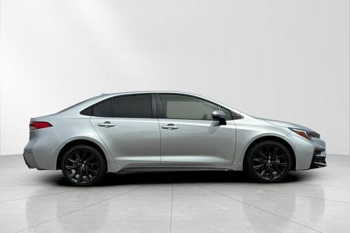 Classic Silver Metallic 2026 Toyota Corolla SE