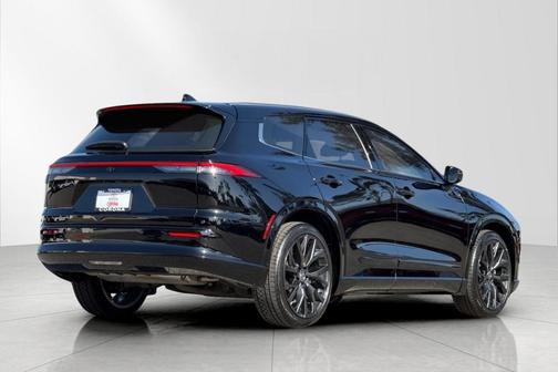 Black 2025 Toyota Crown Signia Limited