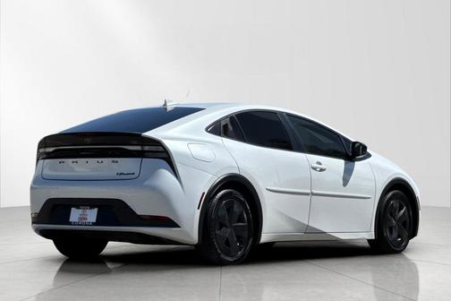 2024 Toyota Prius Prime SE