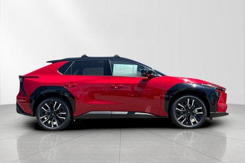 Supersonic Red w/Midnight Black Metallic Roof 2026 Toyota bZ Limited