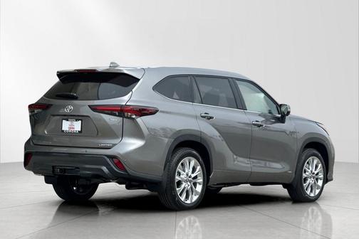 Heavy Metal 2026 Toyota Highlander Hybrid Limited