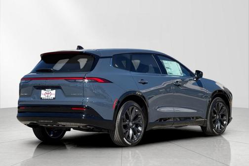 2025 Toyota Crown Signia Limited