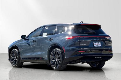 2025 Toyota Crown Signia Limited