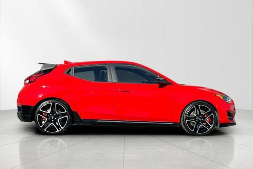 2022 Hyundai Veloster N Base