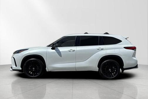 Wind Chill Pearl 2023 Toyota Highlander XSE