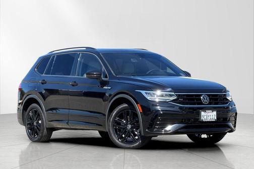 2022 Volkswagen Tiguan 2.0T SE R-Line Black