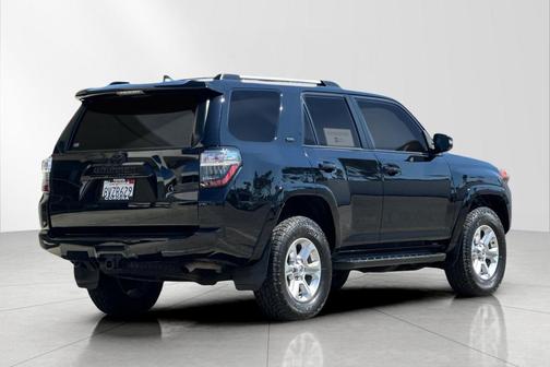 Midnight Black Metallic 2021 Toyota 4Runner SR5 Premium