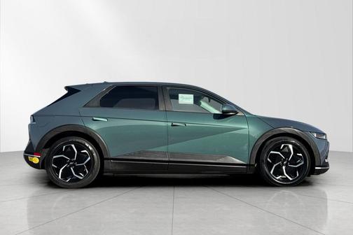 2022 Hyundai IONIQ 5 SE