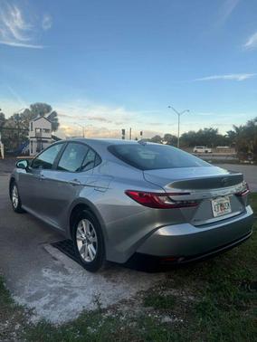 2025 Toyota Camry LE