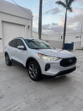 2025 Ford Escape ST-Line Select