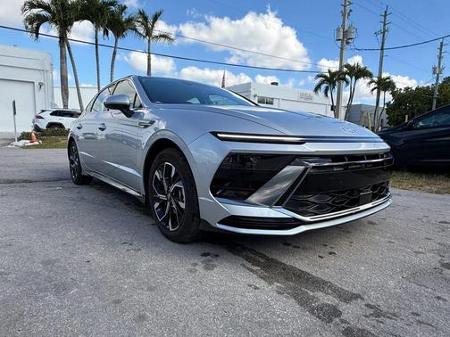 2025 Hyundai SONATA SEL