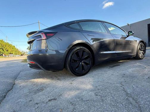 2024 Tesla Model 3 Standard Range