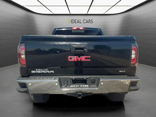Onyx Black 2017 GMC Sierra 1500 SLT