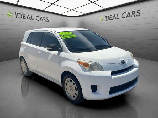 Super White 2008 Scion xD Base